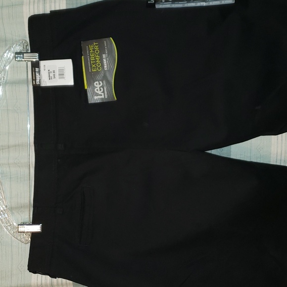 Mens LEE Performance Series Black Pants 42 x 30 NWT Extreme Comfort - Straight - Picture 4 of 10